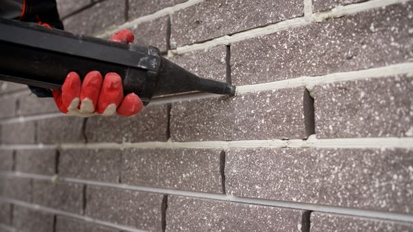 Masonry Tuckpointing in Royal Oak
